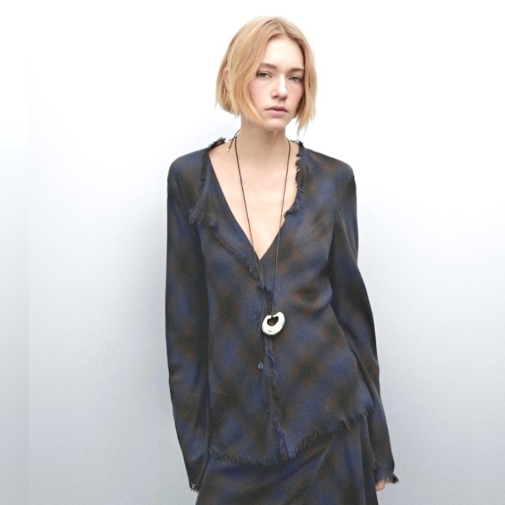 Massimo Dutti Wool Crepe Tartan Plaid loose fit blouse with frayed edge NWT XS